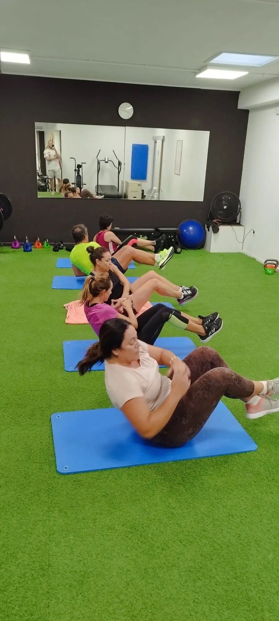 Clase de pilates en JDR Centro Deportivo, Lorca